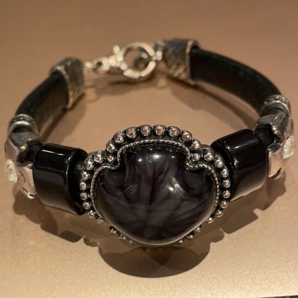 Southwestern Black & Silver Cross Bracelet 7-8”